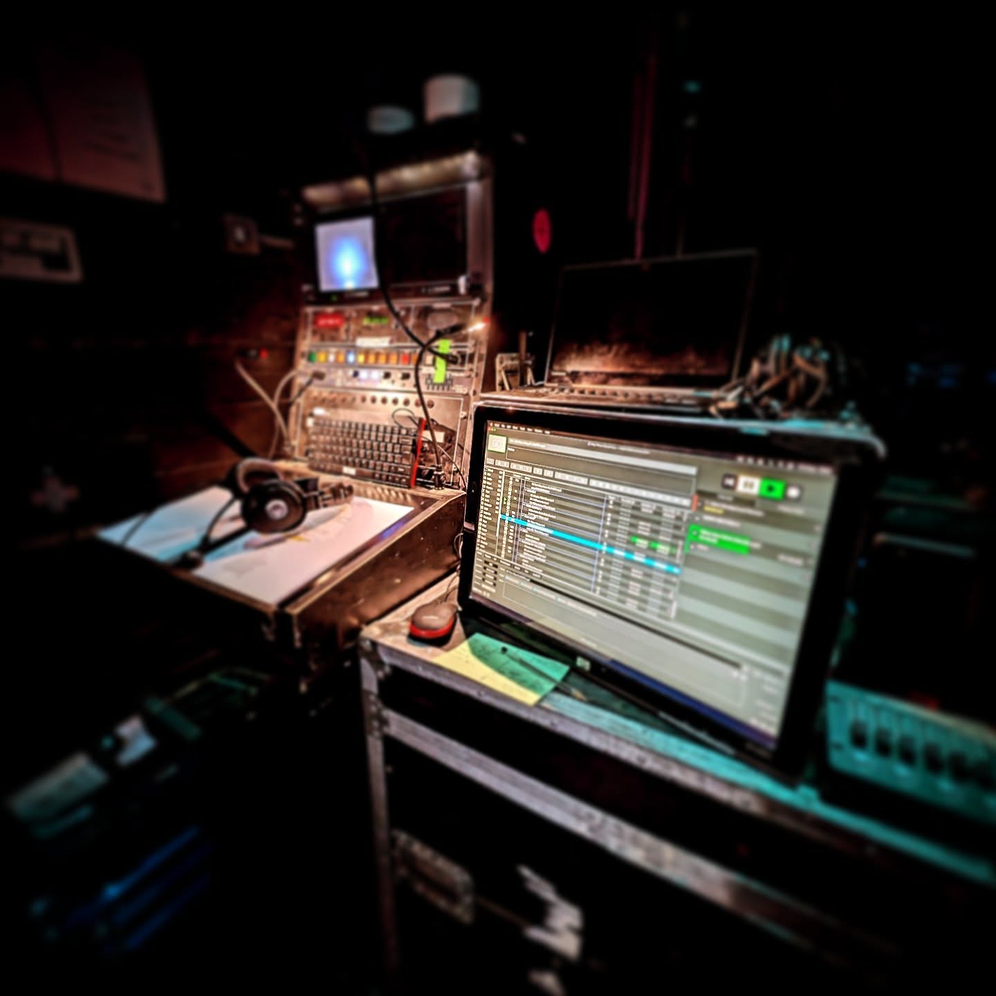 It was great being back in the Sunderland Empire on Friday. I was Stage Managing @centrestagene production of Hey There Broadway. A celebration of 30 years of the group. 

🔊 Sound installation and full support by @tyneaudio with @jonathan.mellor @amymellor94 and @damoupnorth