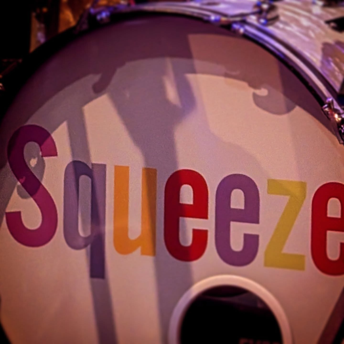 Working in London as an interim Technical Manager for a venue in Twickenham and these guys roll up. 

Yes, I knew about it, just had to keep it quiet until they went on sale last minute. Sell out 2 days. 

From Dinosaurs to Squeeze.  Going to be a full on weekend. 

#TouringTheatre 
#technicaltheatre 
#lifeofatech