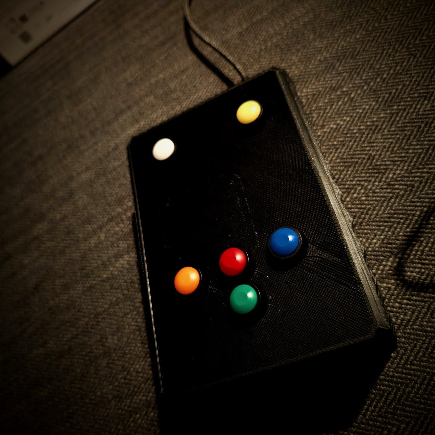 First prototype complete and working.  Qlab button box. Fully plug and play.  No config required. 
Version 2 will have programmable hot keys 

#qlab
#buttonbox
#technicaltheatre