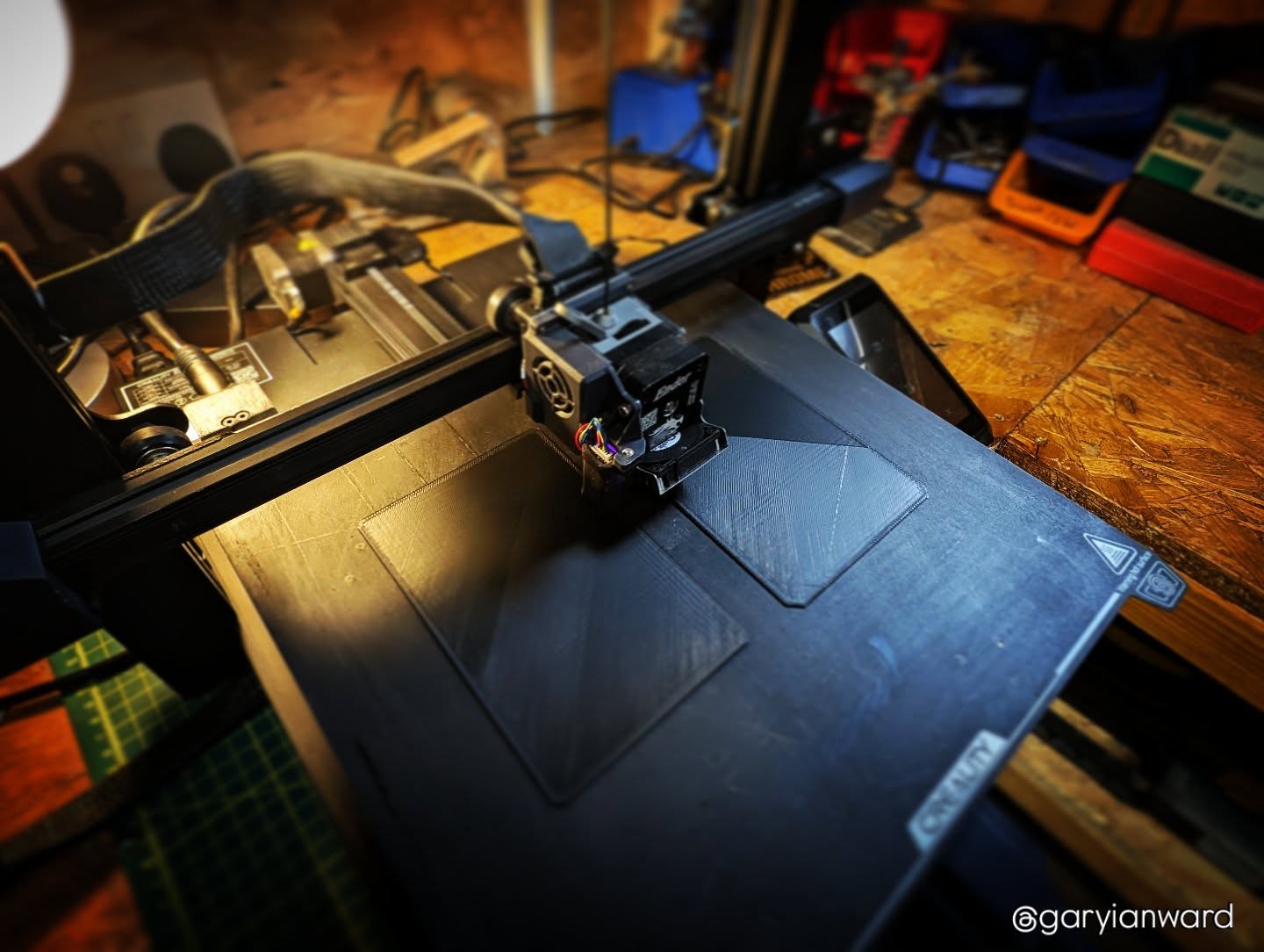 Next project on the bench. What could it be?

🎭 #theatre 
📐 #3dprinting
🎛️ #control
💻 #arduino
⚡ #electronics